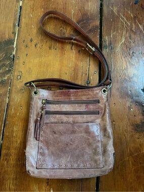 Nino BOSSI Brown distressed Leather Crossbody Bag